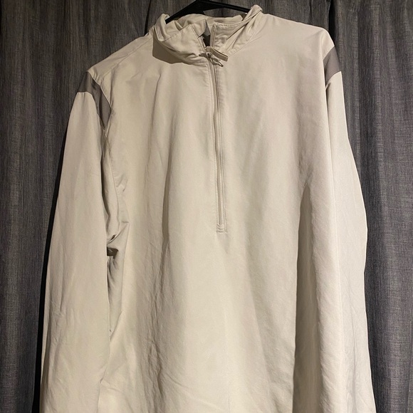 Nike Men's Dri-FIT Half-Zip Golf Pullover - Picture 2 of 5